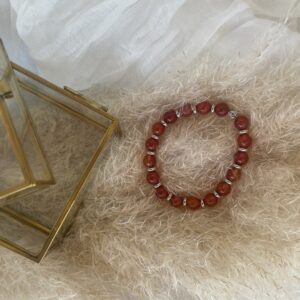 Črna eleganca s srebrom