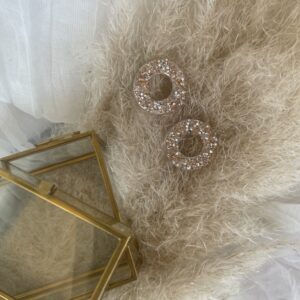 Črna eleganca s srebrom