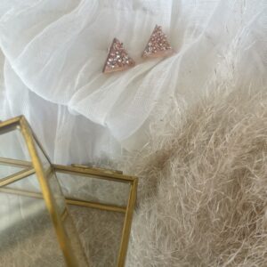 Črna eleganca s srebrom