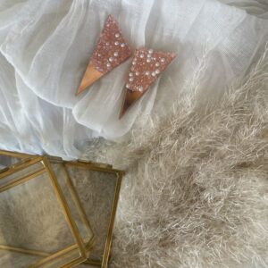 Črna eleganca s srebrom