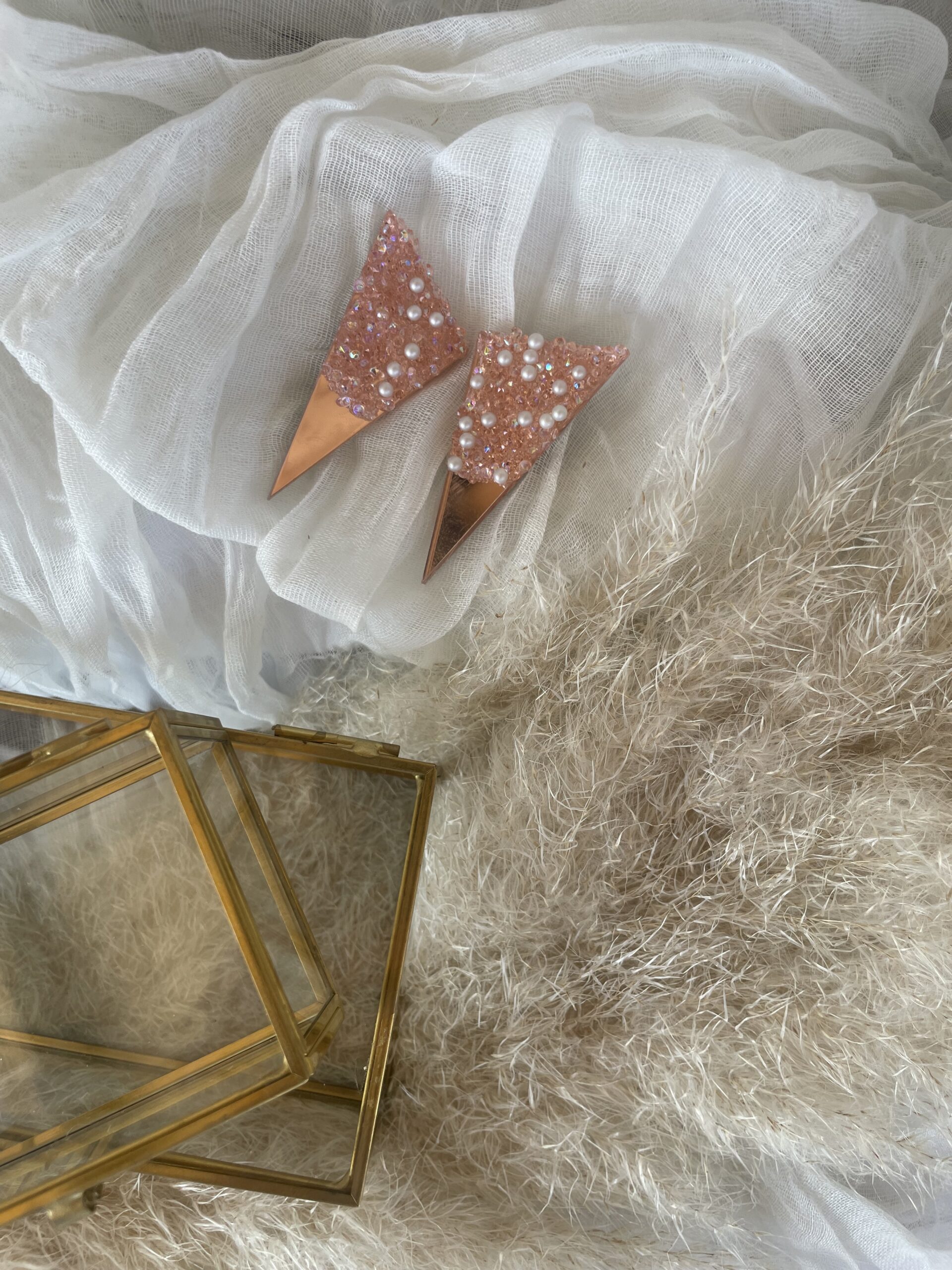 Črna eleganca s srebrom