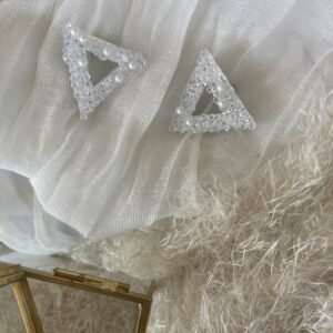 Črna eleganca s srebrom