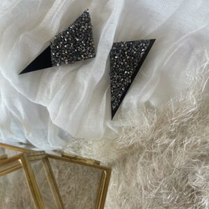 Črna eleganca s srebrom