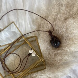 Črna eleganca s srebrom